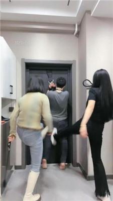 【鱼糯糯】双S-吊绑贱奴疯狂虐打/揪耳骑脖/转胯/耳光裸足插嘴