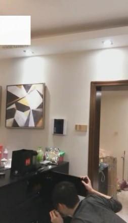 vivi,香甜可口羞辱偷邻居