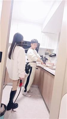 【南月女神】做不好家务就挨打 JS250217-15