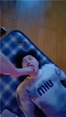 【魔鬼天使】虐狗笼里的废物奴 bf51131