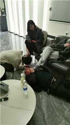 【月喧女王】双S双M-磕头求素人S虐待【双视角版】JS250207-10