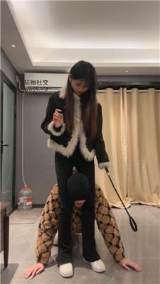 【狗哥】小白鞋白袜踩虐/转胯鞭打/坐脸窒息 bf49037