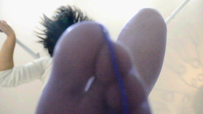 『奴隶岛』—婷婷POV第一视角舔脚踩踏调教