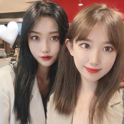 双色丝袜的责罚