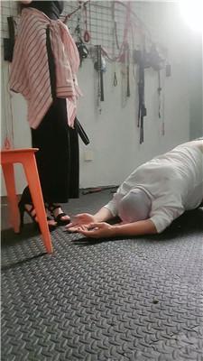 【鸿运】体校女神重度虐打【双视角版】JS250422-19