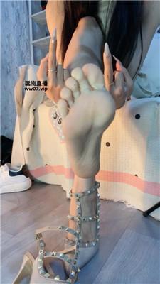 【苒苒】裸足连炸挑战五次    250421-24