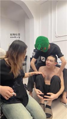 【Qi7】情侣主群调群虐绿帽奴 bf51548