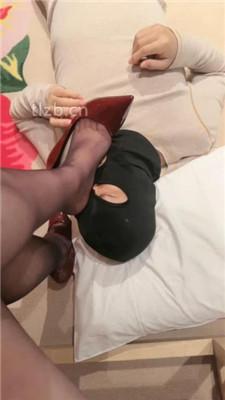 【安主】黑丝高跟原味恋足舔