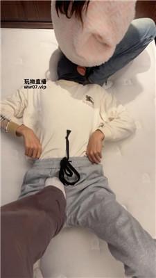 【猴哥】双S-姐妹花白袜脚跳踩 bf51356