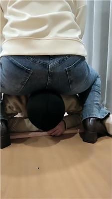 【拽拽】骑马转胯/牛仔裤坐狗头  JS250206-4