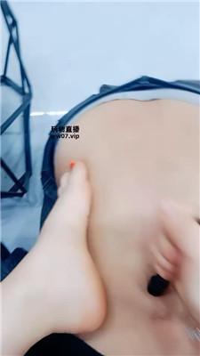 【苏苏不苏】竹子抽/电击/羞涩舔脚 JS250314-12