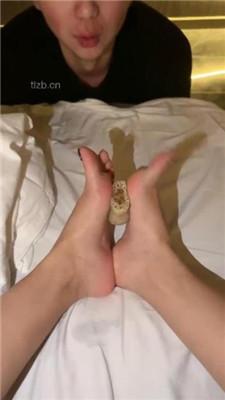 【汐言】足疗店公开处刑眼镜狗