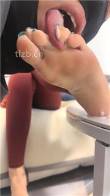 【猫爷】喂食圣水泡面/鞭打/转胯/舔脏鞋/抽耳光