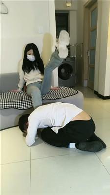 【诗琪】骑马狗爬/舔脏运动鞋 JS250315-30