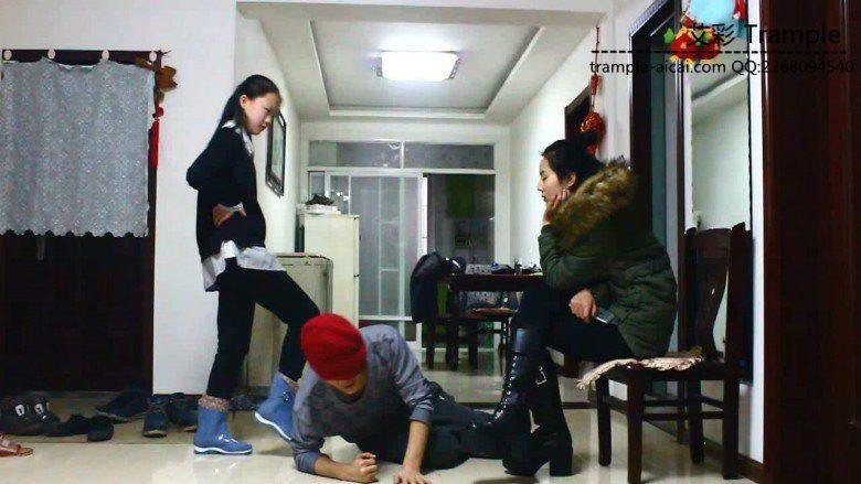 12侑主！媛媛！出演剧情暴打收服下贱的经理！