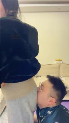 【埋汰】玉足跳踩/脚丫恋足狂舔 JS250111-1