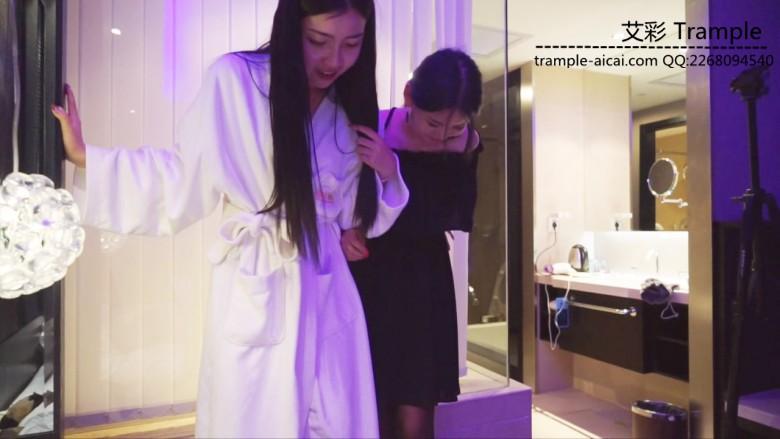 歆玥洛芸双s暴力踩踏毯子 歆玥洛芸双s暴力踩踏毯子