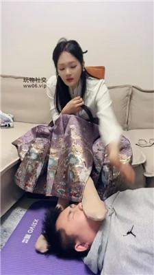 【埋汰】马面裙美女肉丝脚虐 bf50051