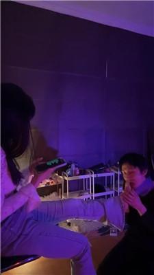 【琴月】下跪白袜脚气味辱 JS250331-39