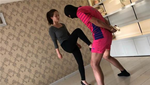 〖碎蛋娇娃〗防身术的特殊实践