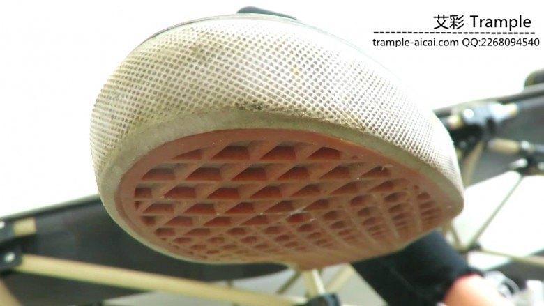 第一视角00后天使女主谩骂贱狗无能展示鞋子！