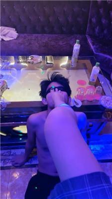 【大小姐】KTV-花钱请几个陪酒小妹虐我 JS250221-11