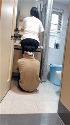 【南月女神】骑马伺候吃早餐-舔马桶-舔玉足 JS250314-7