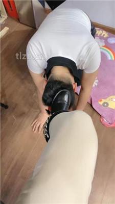 【冰诺】长靴踢踹踩虐/脚插嘴/物化座椅