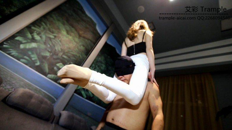 【冰时代】芮萁女王的家畜训导