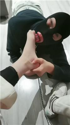 【灵魂晴】运动鞋白袜气味辱/脚下喂食 JS250118-51