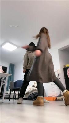 【樱子大人】口吐喂食/雪地靴踩虐/提档耳光/鞭打