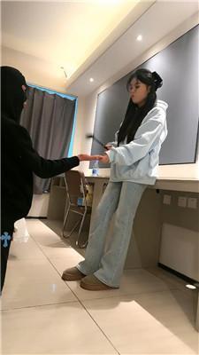 【esse殿下】连环抽耳光打手心 bf49216