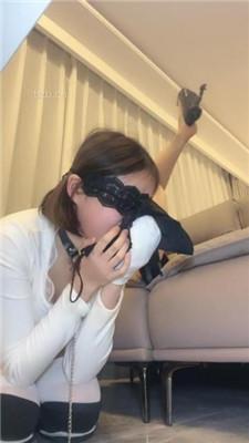 【妆主大大】母畜-脏高跟-内裤诱惑舔