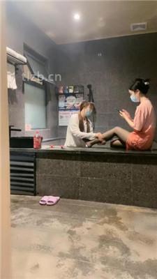 【小雅老师】温泉别墅强迫小三做母畜