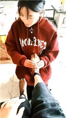 【银南女帝】可爱女儿下跪做奴 JS250123-34