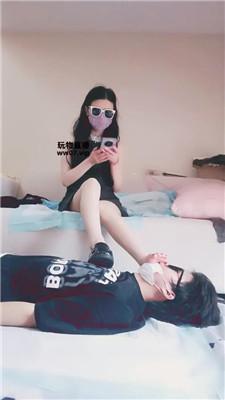 【羽唯】酸臭原味玉足狂舔 JS250411-36