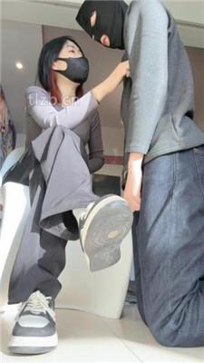 【朱砂痣】骑马/喝圣水/全体重踩踏/强制闻鞋/白袜脚插嘴/恋足舔