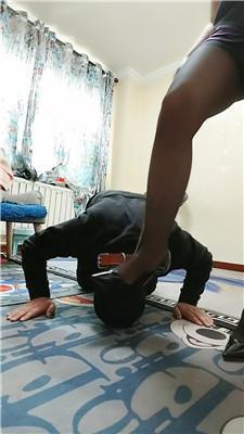 【平凡】狗舌清理脚趾缝-舔高跟黑丝 JS250205-23