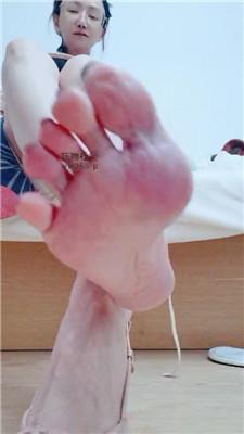 【水蜜樱桃】j狗子爬过来    250218-31