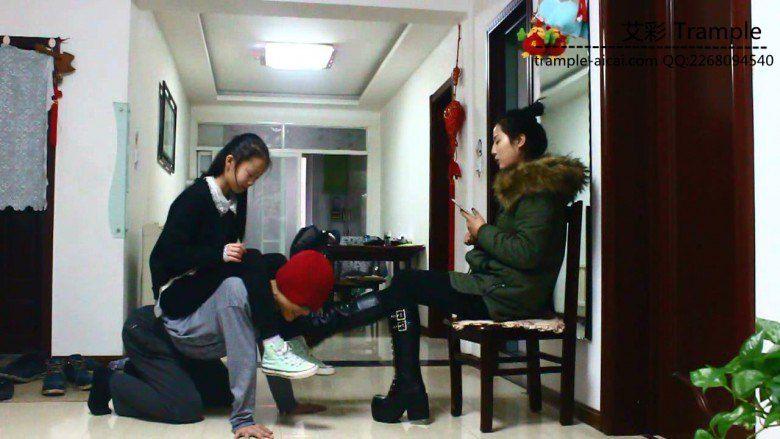 侑主！媛媛！出演收服嚣张的班主任（终）骑乘踩脸！