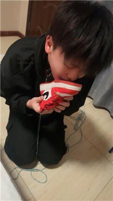 【莹莹】捆绑绿帽男友虐废 JS250216-11