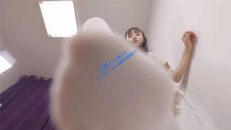 初九踩踏窒息插嘴