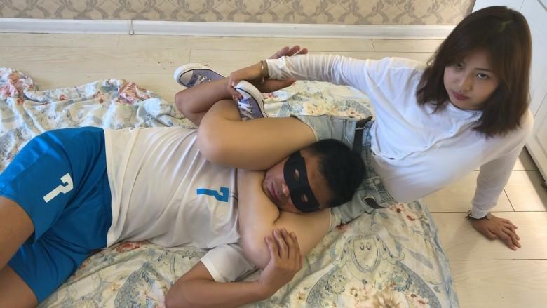 辰女神腿绞教学篇 辰女神腿绞教学篇