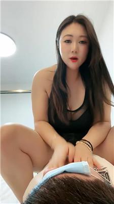 【小怪兽】玉足美腿物化脚垫奴【下】 JS250207-15