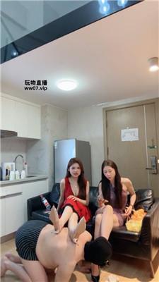 【泡芙】双S-模特脚下羞辱贱奴 bf53123