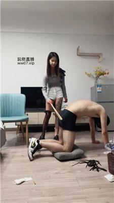 【小凤梨】纹身精神小妹暴揍 bf50694