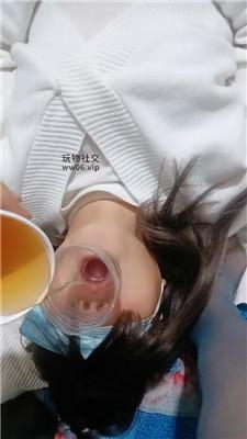 【伪娘和人妻】闻舔酸臭黑丝脚/赏赐圣水 JS250119-15