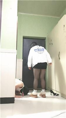 【风见金】伺候主人回家-雪地靴白袜虐 JS250104-3