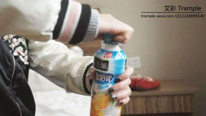 喝美女原味洗脚水