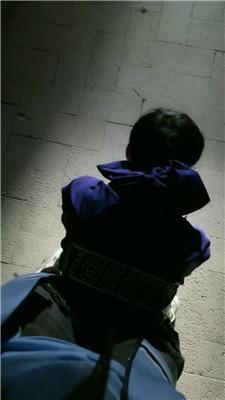 【小玖】户外公开处刑跟踪狂 JS250410-29